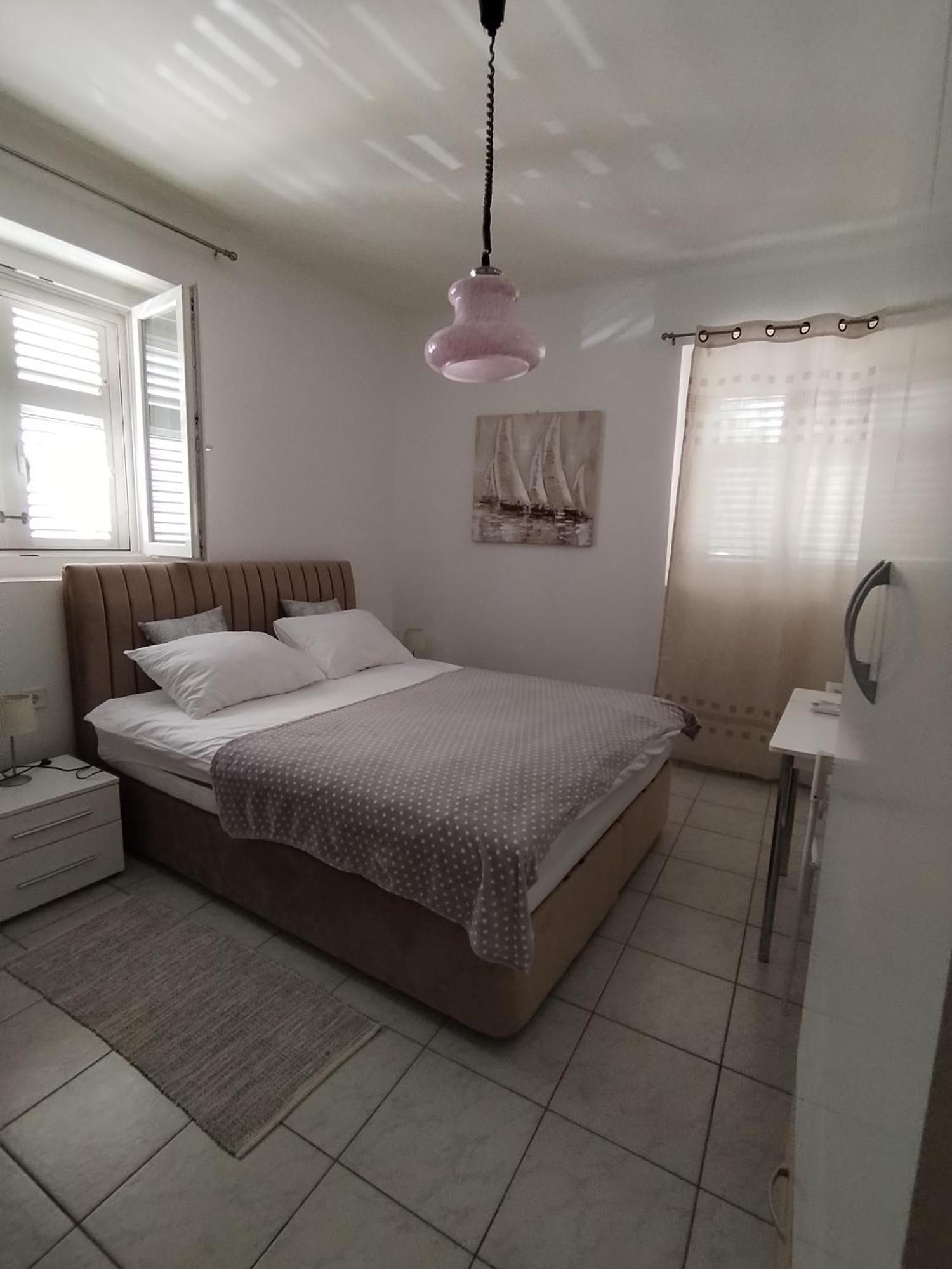 Studio Apartments Ana & Mia Вис Экстерьер фото